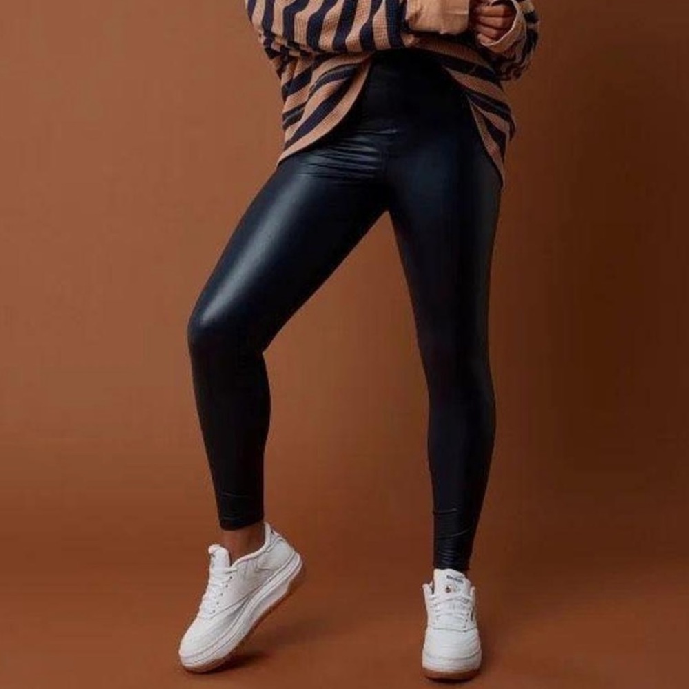 OFFLINE by Aerie Real Luxe Faux Leather Leggings